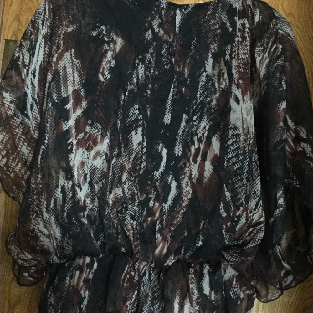 Blouse - Picture 2 of 5